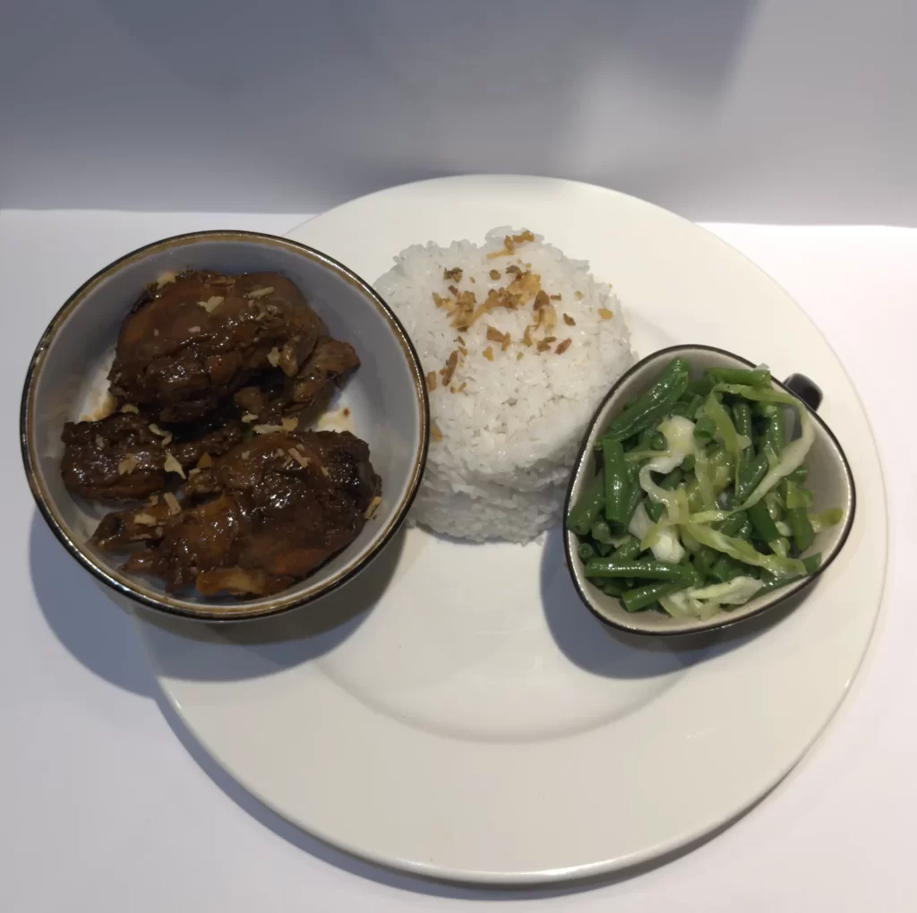 Witte rijst kip en groenten